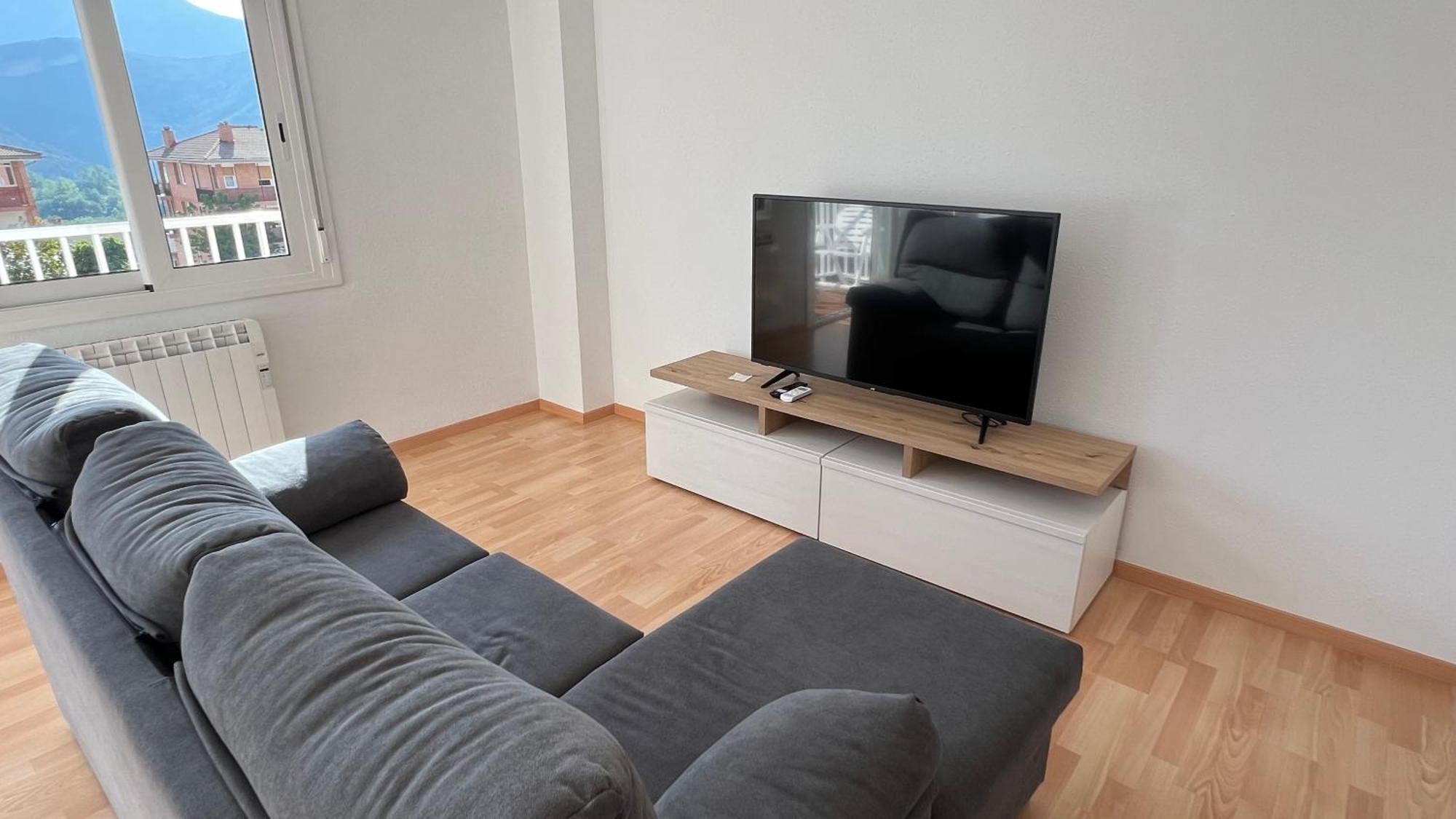 Apartament Acollidor Al Bergueda 6P Sant Jordi de Cercs ภายนอก รูปภาพ