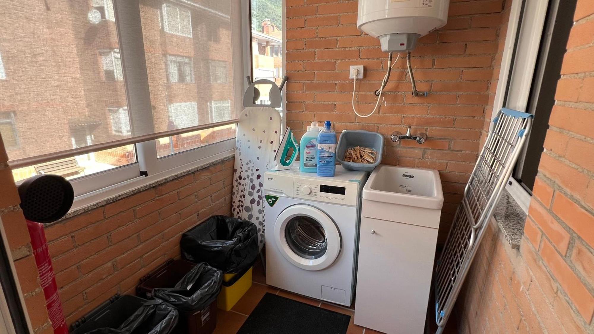 Apartament Acollidor Al Bergueda 6P Sant Jordi de Cercs ภายนอก รูปภาพ
